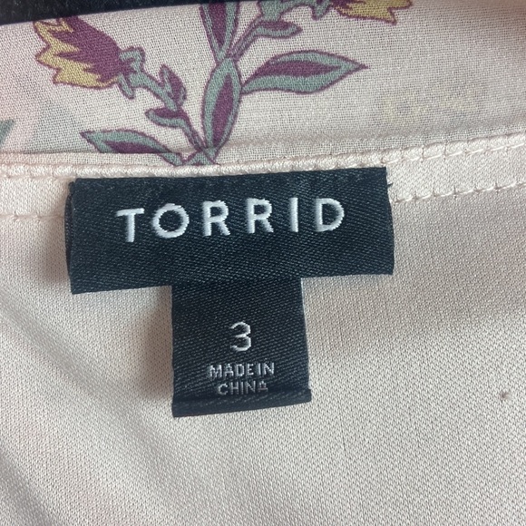 Torrid Blush Pink Floral Chiffon Tiered Babydoll Blouse - Picture 9 of 9